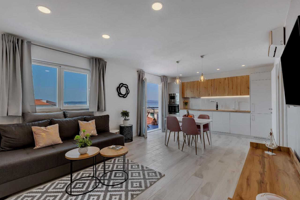 Apartments Rose Baška Voda エクステリア 写真