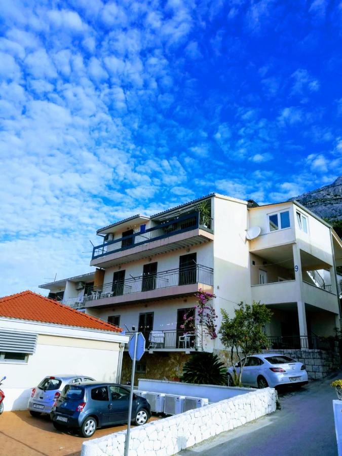 Apartments Rose Baška Voda エクステリア 写真
